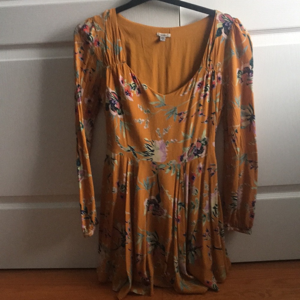 Ecote dress